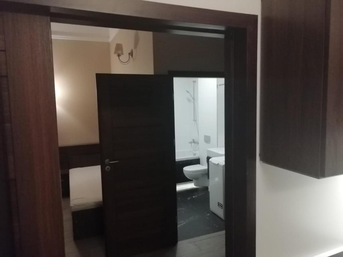Aparthotel Lodz 55 Piotrkowska Екстер'єр фото