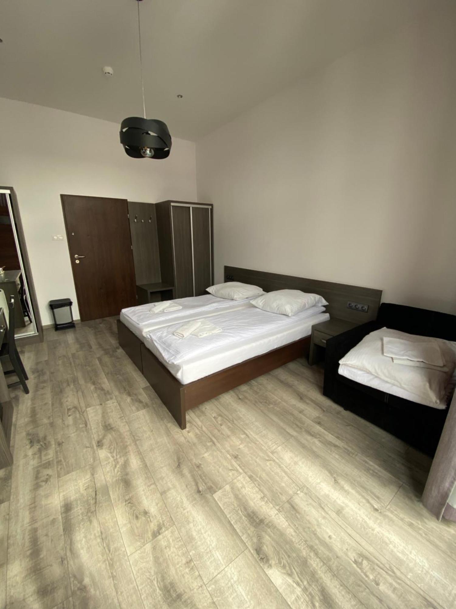 Aparthotel Lodz 55 Piotrkowska Екстер'єр фото