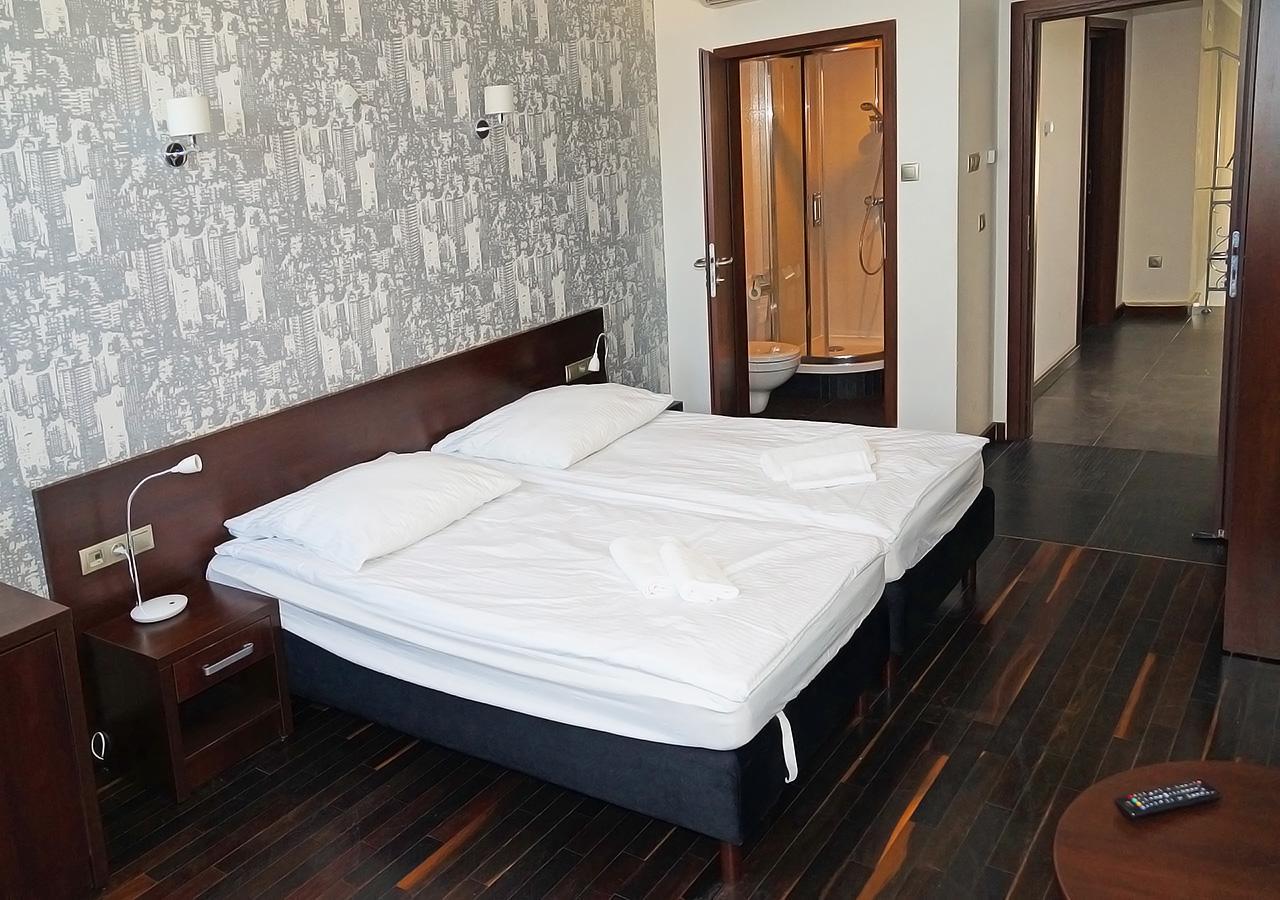 Aparthotel Lodz 55 Piotrkowska Екстер'єр фото